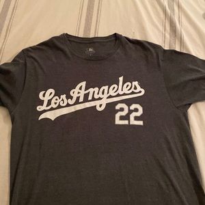 Dodgers tee shirt.  Clayton Kershaw 22